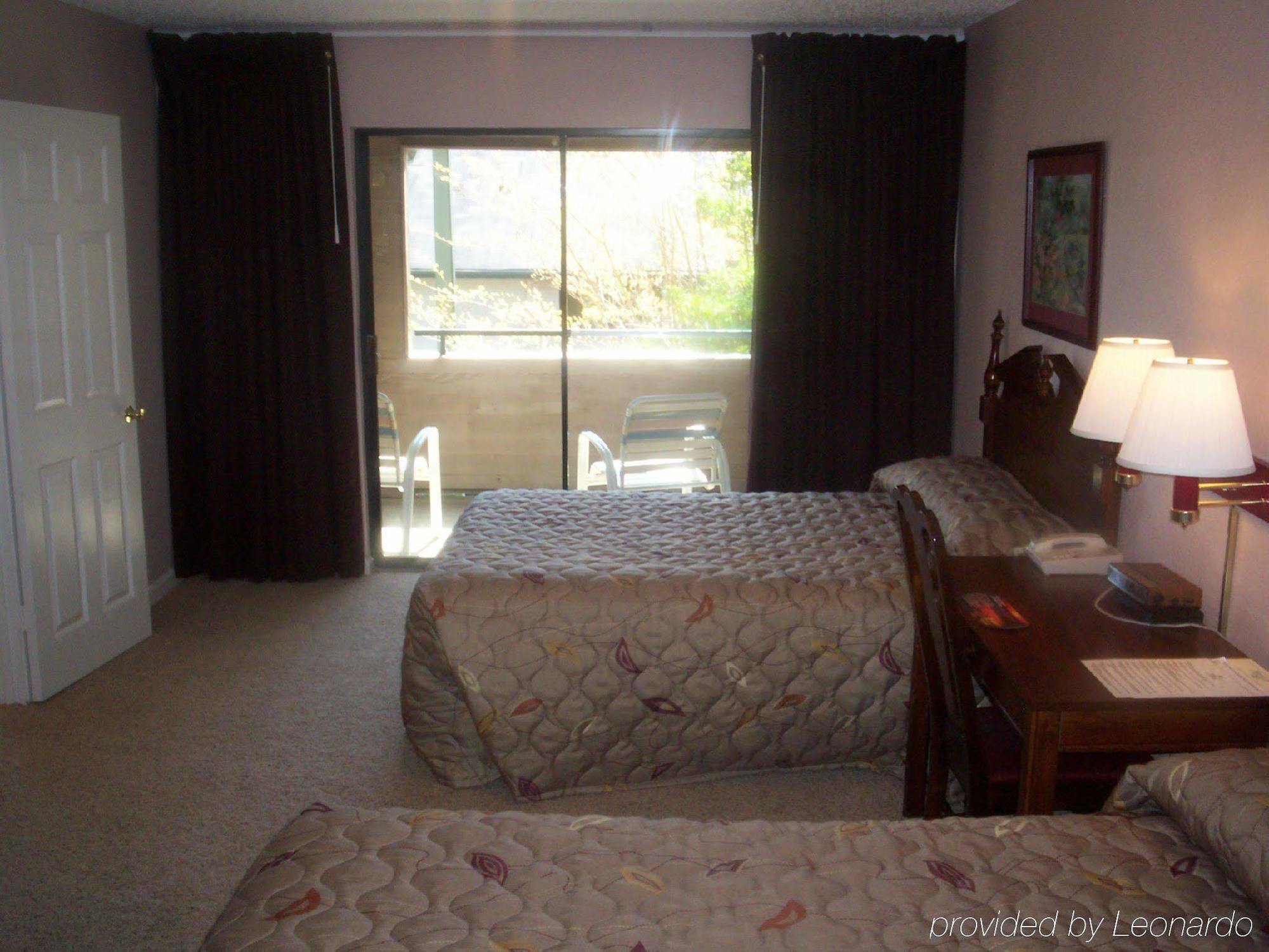 Rime Garden Inn & Suites Irondale Habitación foto